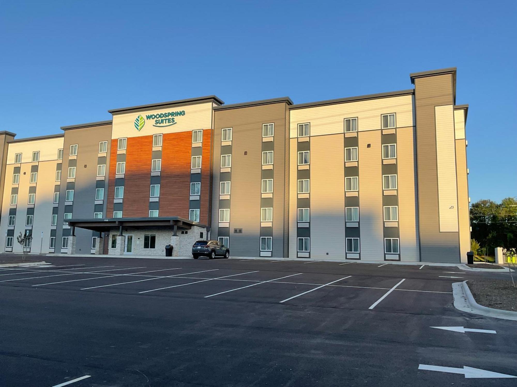 Woodspring Suites Winston-Salem Near Hanes Mall Exteriör bild